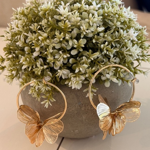 Earrings Jewelry - Chic Gold Floral Hoop Earrings